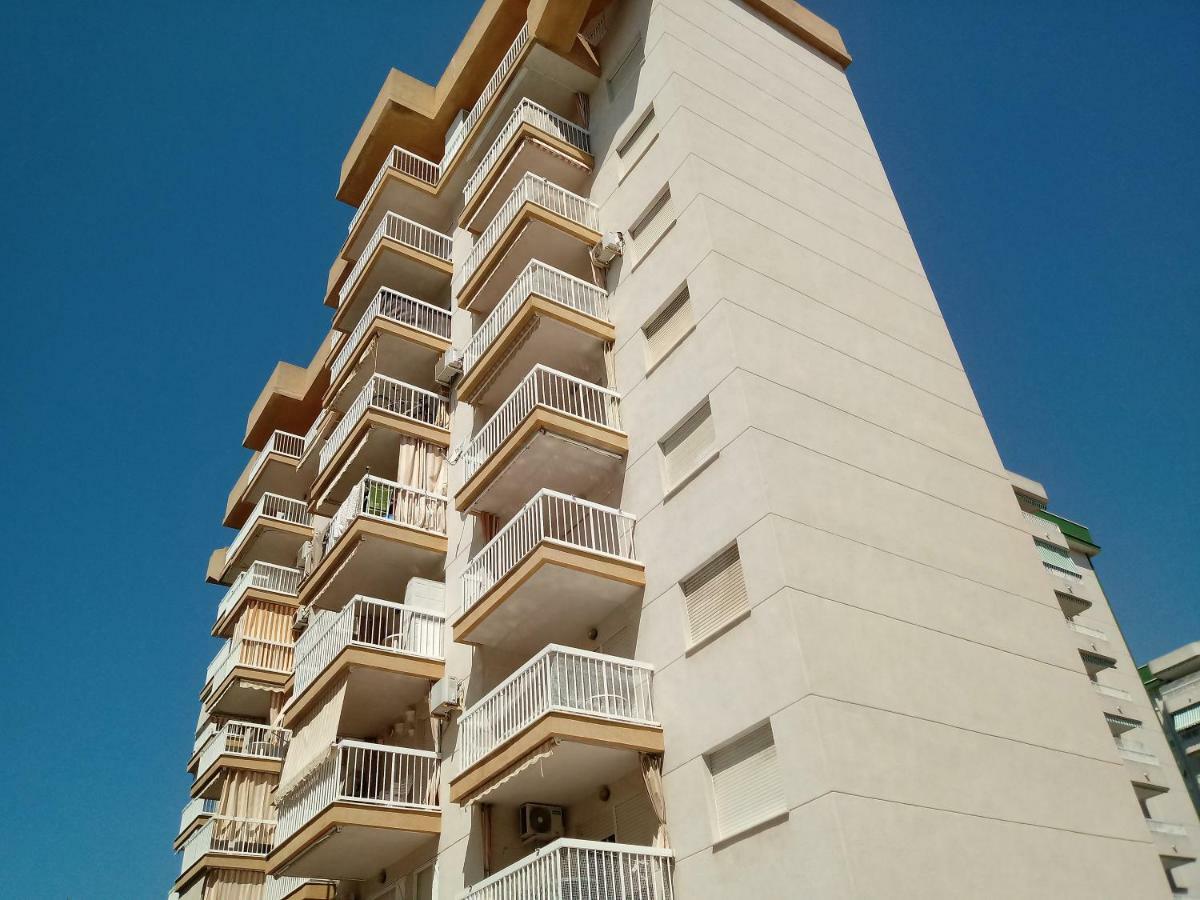 Grau Y Playa 3000 Apartament *